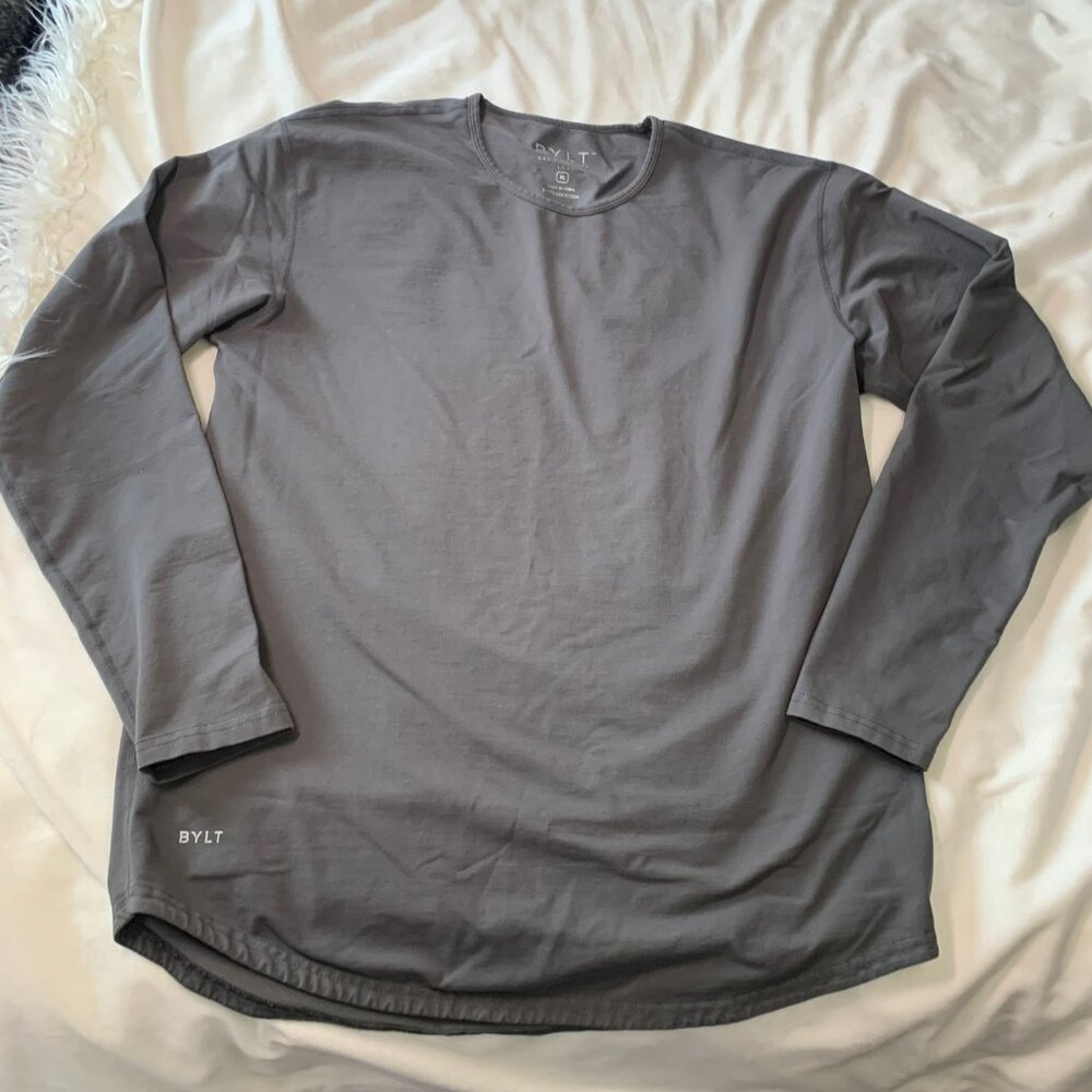 Bylt Charcoal Gray Drop Cut Lux Long Sleeve Workout Top Shirt Athletic Gym XL